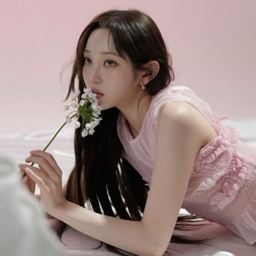 Youngseo gallery image