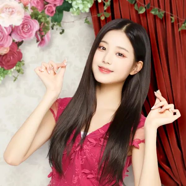 Wonyoung gallery image