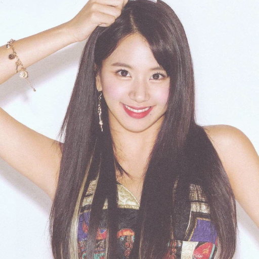 Chaeyoung gallery image
