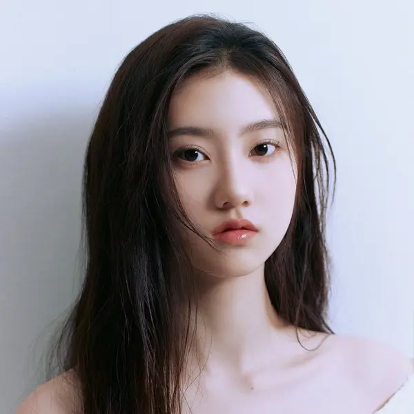 Haseul gallery image