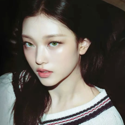 Haerin gallery image