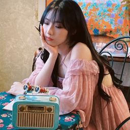 HaSeul gallery image