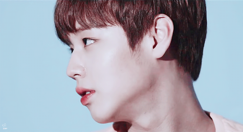 Jihoon gif