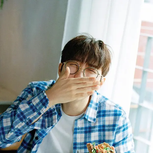 Gambar galeri Lee Junghwan