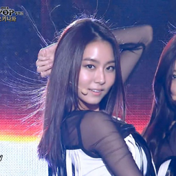 Kim Yujin gallery image