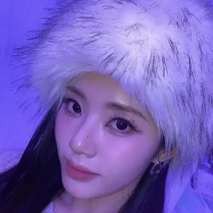 Jiwon gallery image