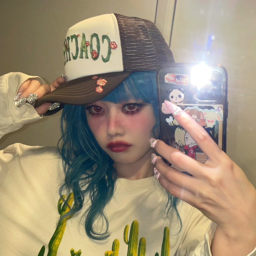 Hinata gallery image