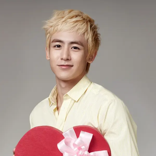 Nichkhun Horvejkul gallery image