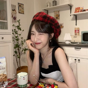 Haseul gallery image