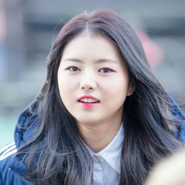 Gambar galeri Nayoung