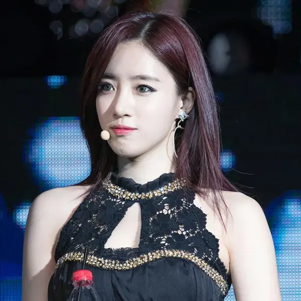 Eunjung gallery image
