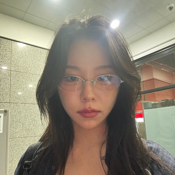 Larawan sa gallery ni Wheein
