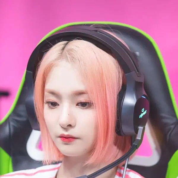 Nakyung gallery image