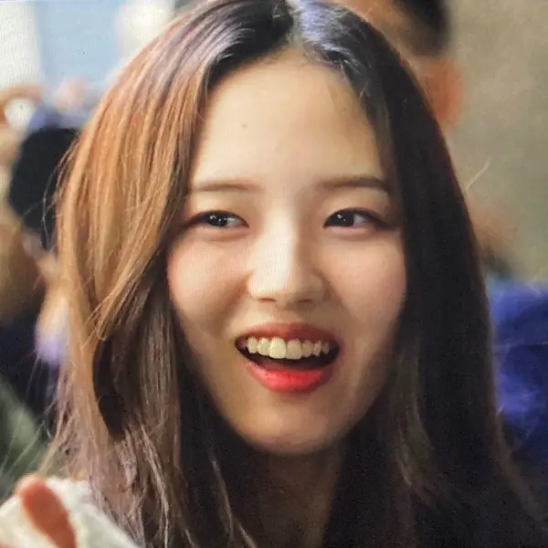 Lee JiWoo gallery image