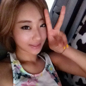 Kyungri gallery image