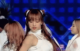 Cheng Xiao gif