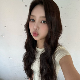 Nahyun gallery image