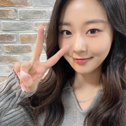 Chaerin gallery image