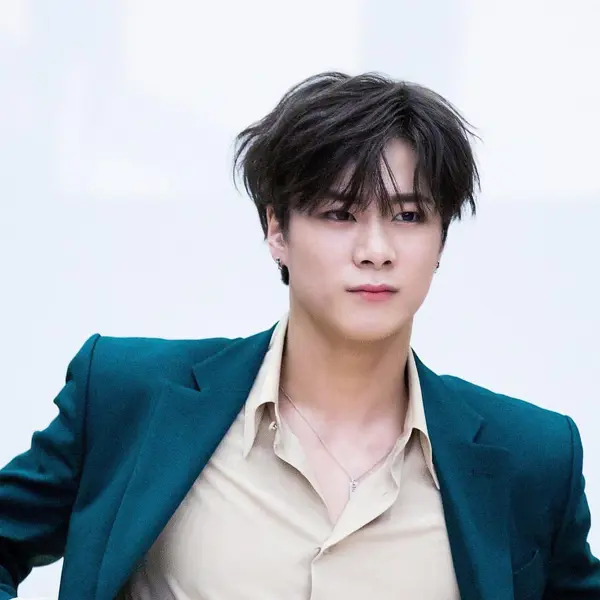 Moon Bin gallery image
