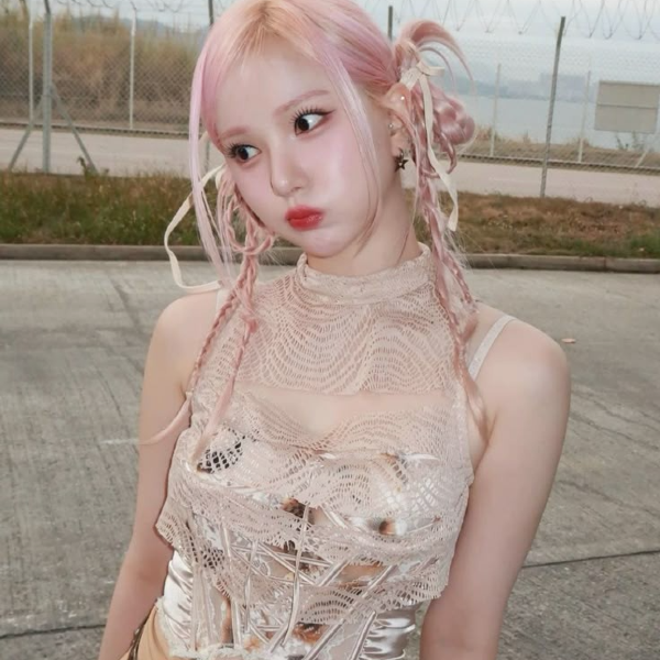 Eunha gallery image