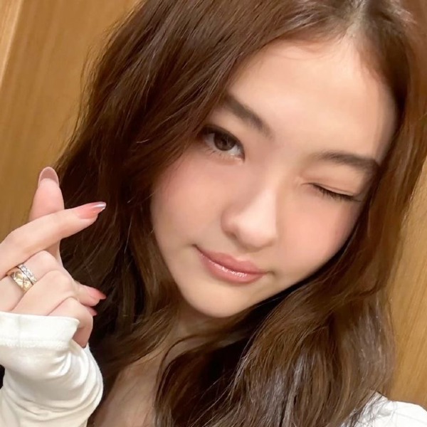 Ella 3