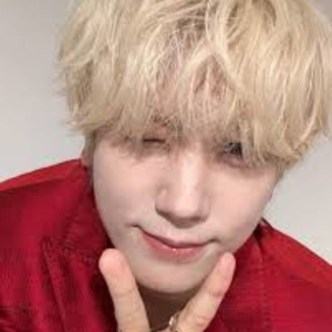 Hyungsik gallery image