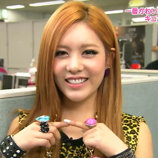 Larawan sa gallery ni Qri