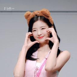 Lia 4