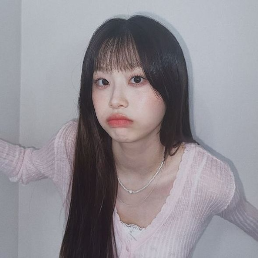 Chuu gallery image