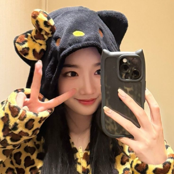 Kim YooYeon gallery image