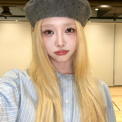 Larawan sa gallery ni Yeyoung