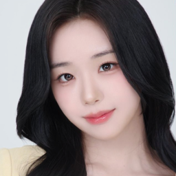 Kim ChaeYeon gallery image