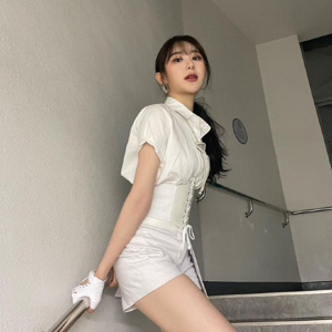 Chaeyeon gallery image