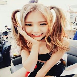 Shin Hyejeong gallery image