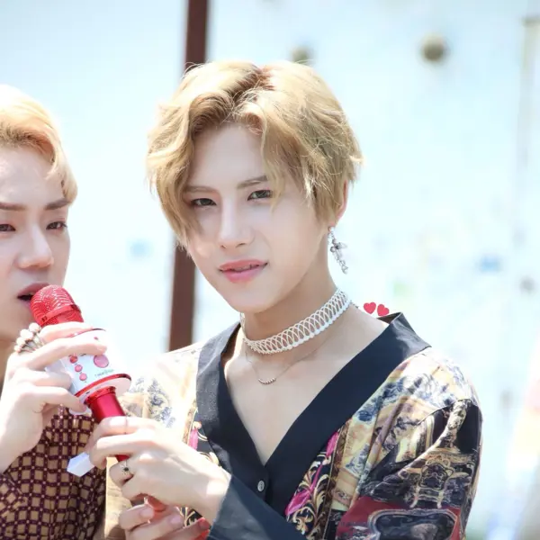 Seyoon gallery image