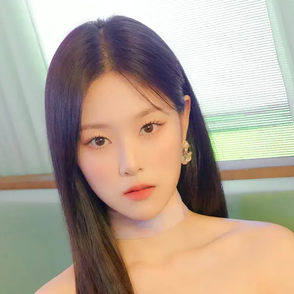 Hyunjin gallery image