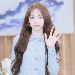 Youngseo gallery image