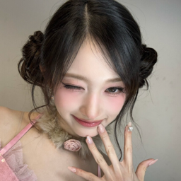 Leeseo gallery image