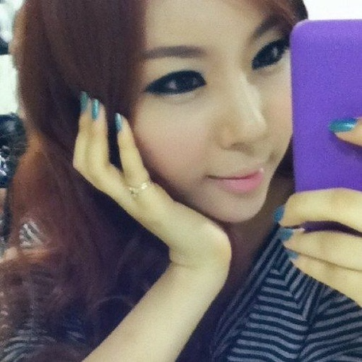 Jooyi gallery image