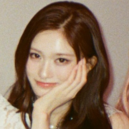 Leeseo gallery image