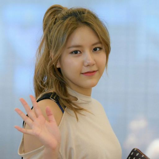 Shin Hyejeong galerijafbeelding