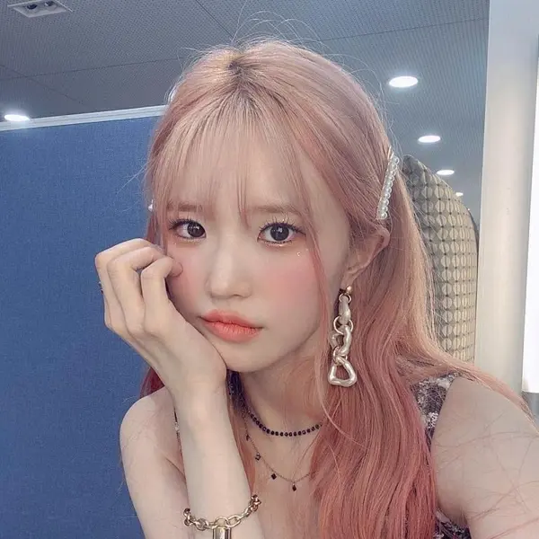 Hayoung gallery image