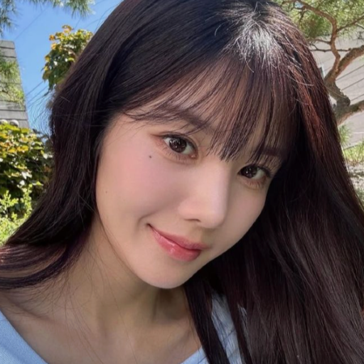 Eunbi gallery image