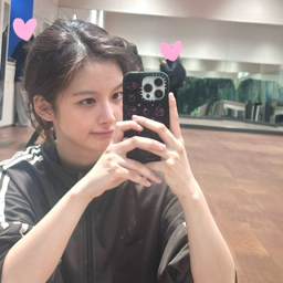 Sullyoon gallery image