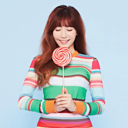 Soyeon gallery image