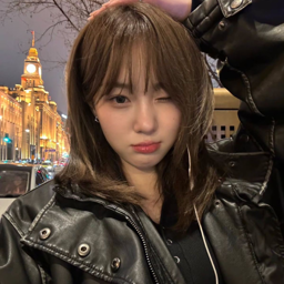 Chaehyun gallery image