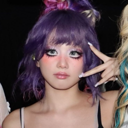 Hinata gallery image