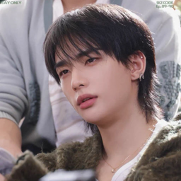 Hyunjin gallery image