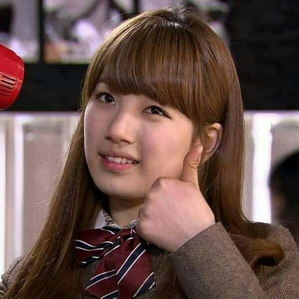 Gambar galeri Suzy