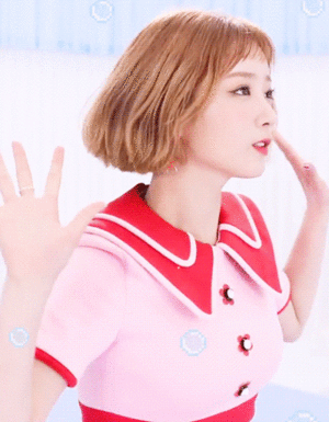 Bomi gif